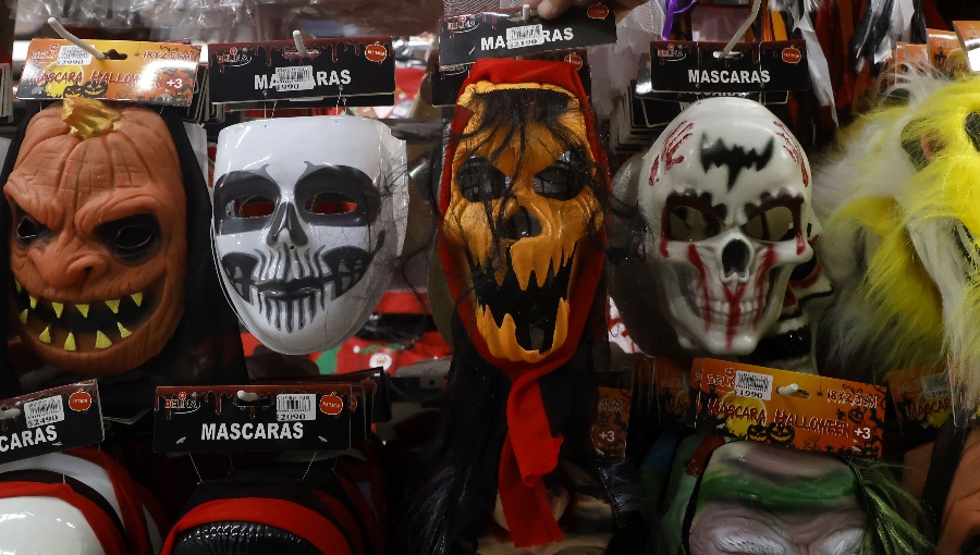 Seremi de Salud retira 4.000 productos y da consejos para un "Halloween sin sustos"