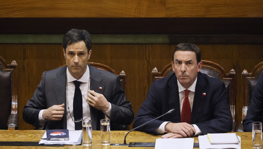 "Se cocinó solo": Reacciones en la centroderecha por renuncia de Luis Silva
