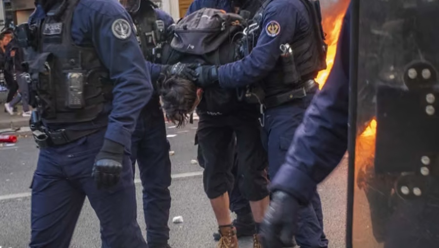 Francia despliega 70.000 policías para controlar protestas este sábado