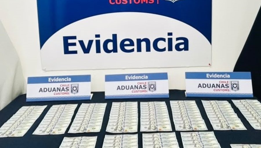 Aduanas detecta US$12.100 no declarados durante control de pasajeros en paso fronterizo Los Libertadores